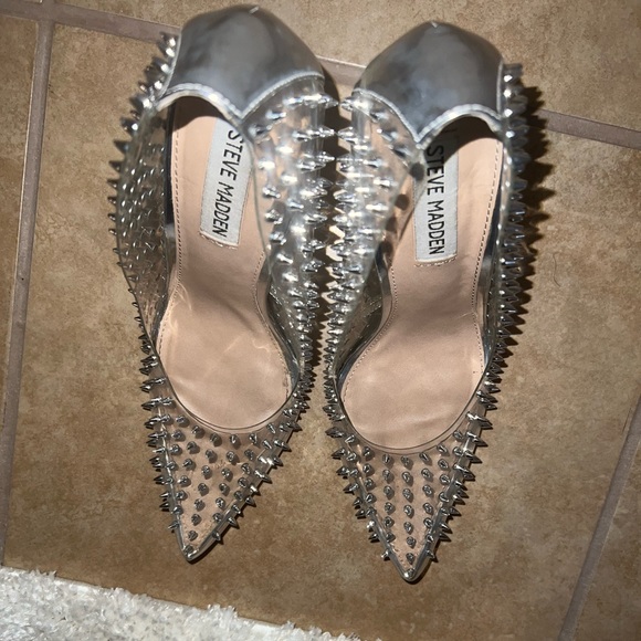 Steve Madden Silver Studded Heels - Picture 3 of 6